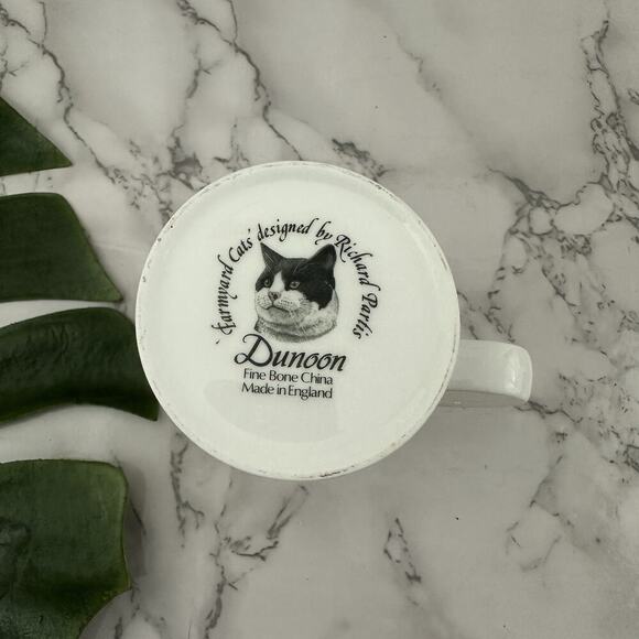 Dunoon Bone China Farmyard Cats Richard Parlis Coffee Mug Tuxedo White Cup - Picture 6 of 6